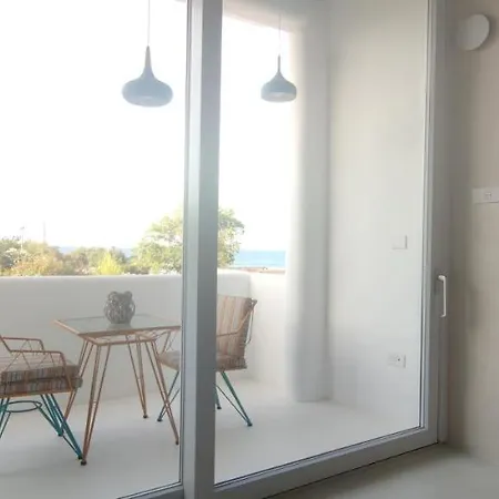 Casa Mediterranea Al Mare, Jacuzzi, Torre Guaceto, Ostuni *